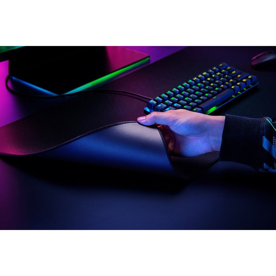 Razer Strider - Large Hybrid Mouse Mat with a Soft Base and Smooth Glide